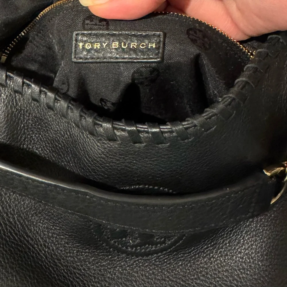 Tory Burch Marion Slouchy Large Black Leather Tote! Excellent Condition!! - Picture 9 of 11